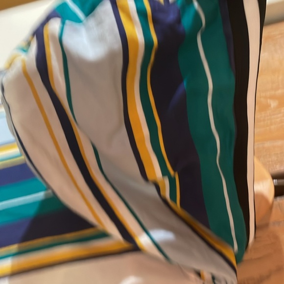 Vox Populi - Sleeveless Striped Hoodie - Picture 5 of 6